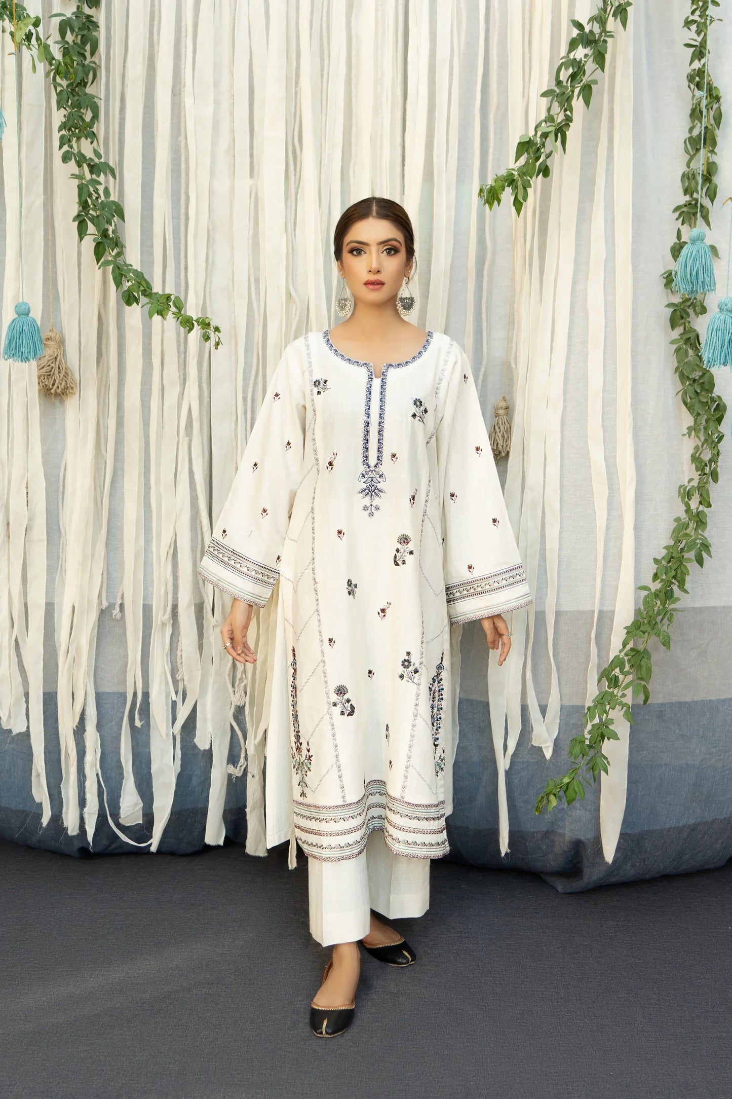 Urge - 3PC Dhanak Embroidered Shirt with Printed Wool Shawl- SP97